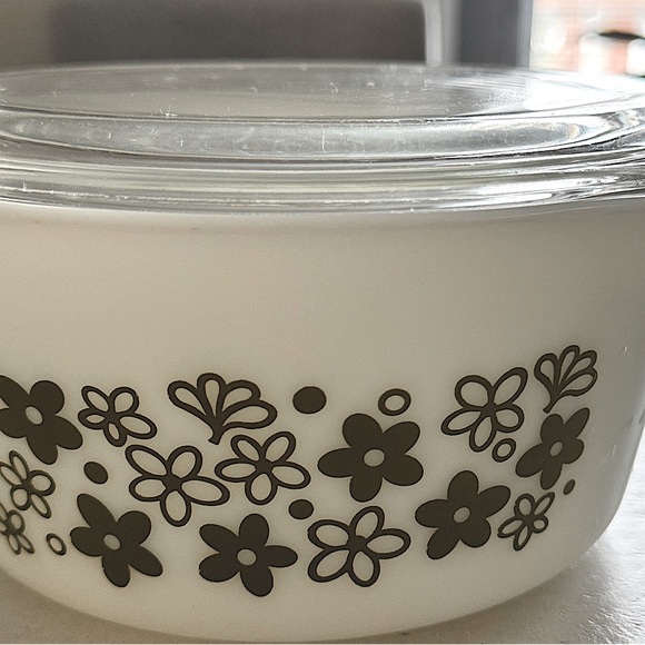 Vintage Pyrex 474 Spring Blossom Crazy Daisy Casserole Dish - Picture 9 of 9